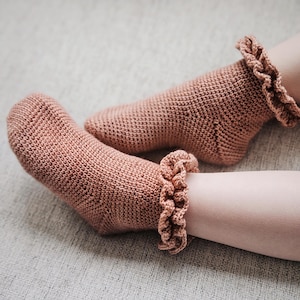 Crochet Socks Pattern: Ruffle or Ribbed Cuff, Baby to Adult XL (PDF)