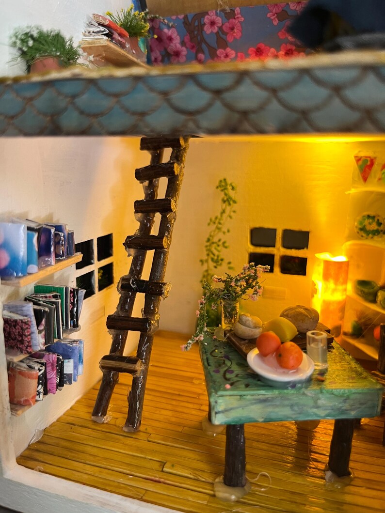 Handmade Fairy Cottage House with Vines, Flowers, Lights image 4