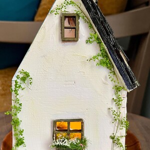 Handmade Fairy Cottage House with Vines, Flowers, Lights image 8