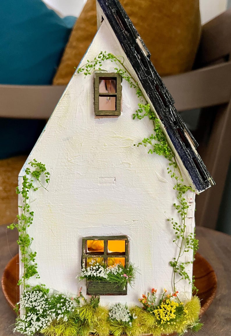 Handmade Fairy Cottage House with Vines, Flowers, Lights image 8