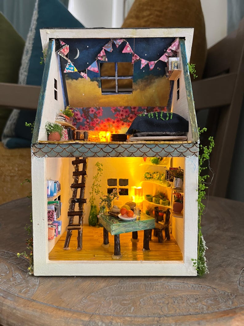 Handmade Fairy Cottage House with Vines, Flowers, Lights image 9