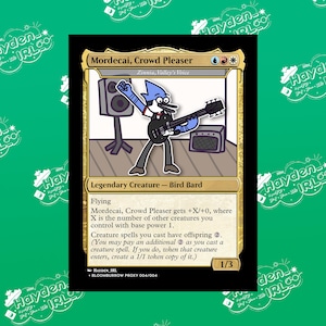 Puede incluir: Un personaje de dibujos animados azul y blanco tocando una guitarra en un escenario con un altavoz y un amplificador. La carta se titula "Mordecai, Crowd Pleaser" y es una criatura legendaria - bardo de pájaro. La carta es del juego Magic: The Gathering.