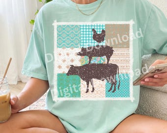 Design retrô de animais de fazenda em PNG para sublimação, disponível apenas para download digital. Clipart PNG vintage com galo, porco e vaca, perfeito para colcha de retalhos e camisetas boho divertidas.