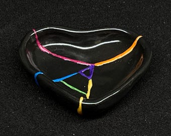 Kintsugi Heart Dish - 6 Breaks: Rainbow Repair, Meaningful Gift