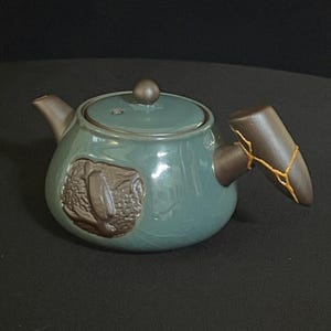 Kintsugi Teapot - 7 Breaks: Golden Repair, Wabi Sabi Decor