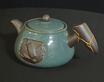 Kintsugi Teapot - 7 Breaks: Golden Repair, Wabi Sabi Decor