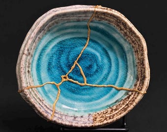 Ocean Tide Kintsugi Dish: Golden Repair - Wabi Sabi Decor