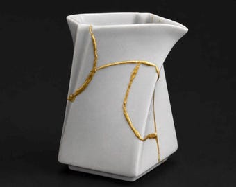 Geometric Kintsugi Cup - 8 Breaks: Golden Repair, Wabi Sabi Decor