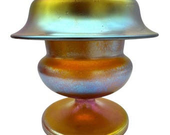 Early 20th Century Loetz Silberiris Art Glass Pedestal Compote / Urn, Austria, c. 1900–1910