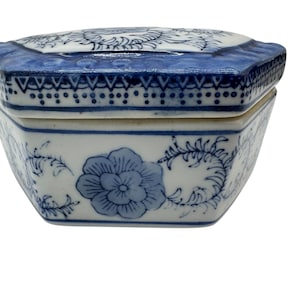 Antique Chinese Blue and White Hexagonal Covered Box – Floral Scrolls, 5” Wide, Qing/Republic Era