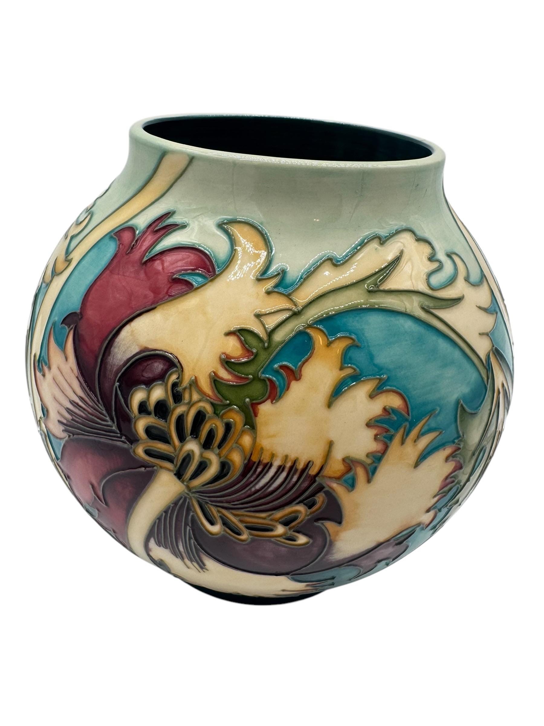 Moorcroft ムーアクラフト　花瓶 Moorcroft Vase - Etsy