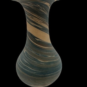 Rare Niloak Mission Swirl Vase: Earth Tone Marbled Pottery (6.25&quot; Tall)
