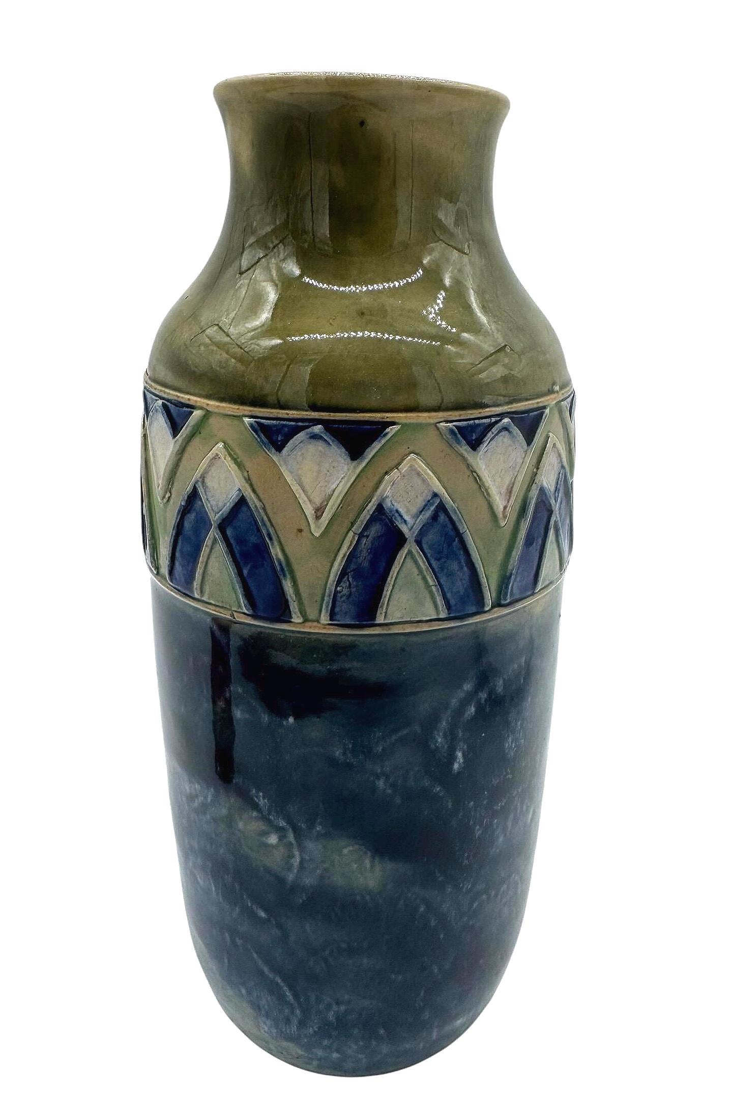 花瓶　ロイヤルドルトン　アンティーク アンティーク ロイヤル ドルトン 花瓶 (1902-1918) – エレガントな 10