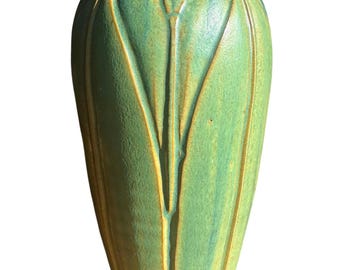 Arts & Crafts Style Studio Pottery Vase Matte Green Relief Leaf Design Unknown Maker 7.25”