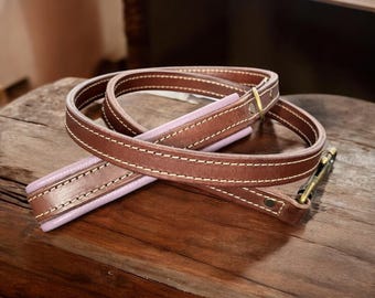 Correa de cuero para perros en cuero curtido vegetal o curtido al aceite