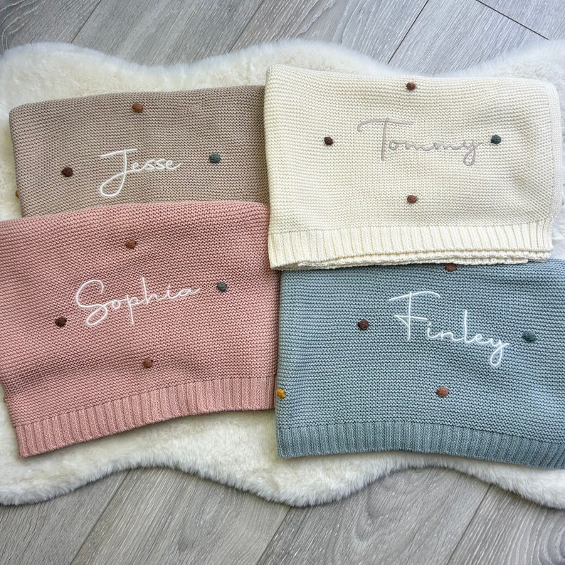 Personalised baby blanket, personalised embroidered knit baby blanket, custom name baby blanket, embroidered baby shower gift, new baby gift zdjęcie 3