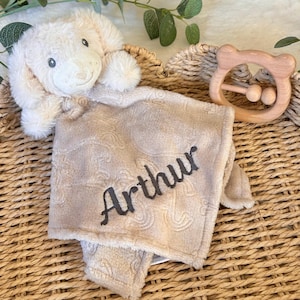 Embroidered baby comforter, Soft baby blanket, Newborn baby Gift, Security Blanket, Personalised Baby gift, Special Keepsake, baby shower. Biscuit Puppy