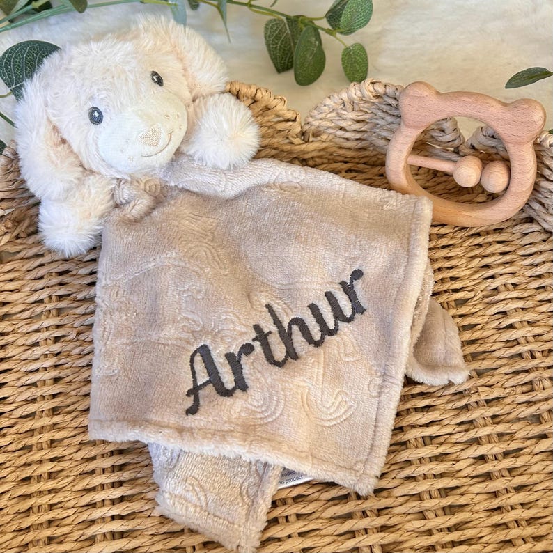 Embroidered baby comforter, Soft baby blanket, Newborn baby Gift, Security Blanket, Personalised Baby gift, Special Keepsake, baby shower. Biscuit Puppy