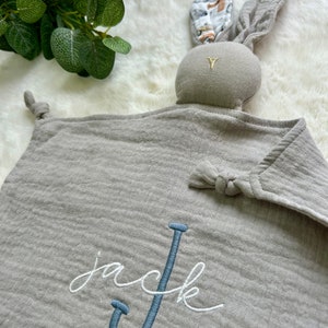 Gepersonaliseerd konijntje, pasgeboren babycadeau, geborduurd dekbed, gepersonaliseerd nieuw babycadeau, babypaascadeau, babyshowercadeau, nieuw babycadeau afbeelding 8