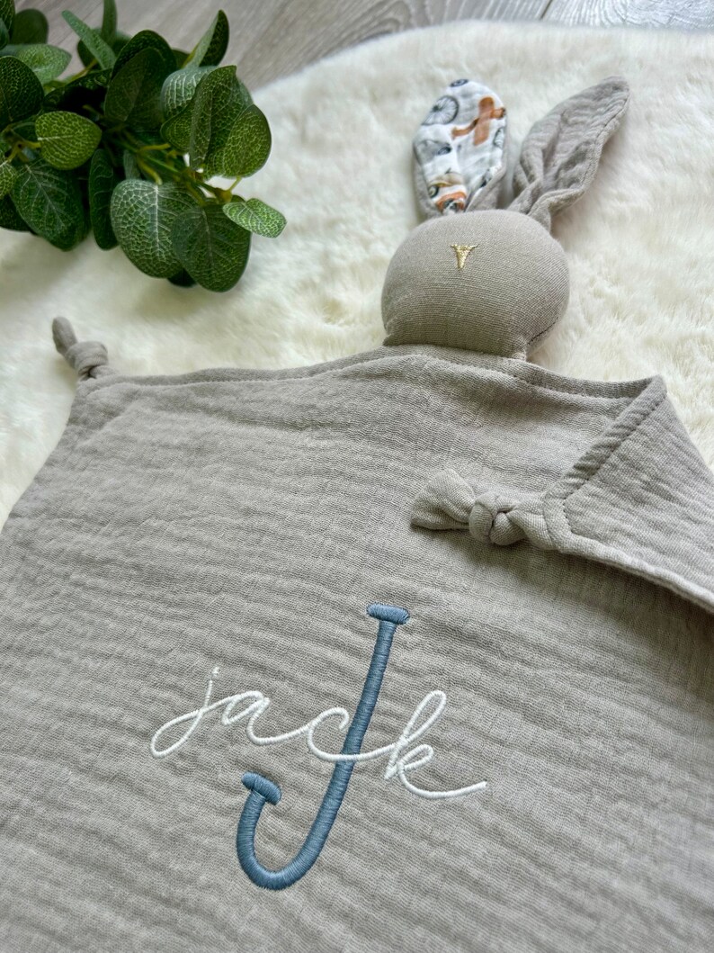 Gepersonaliseerd konijntje, pasgeboren babycadeau, geborduurd dekbed, gepersonaliseerd nieuw babycadeau, babypaascadeau, babyshowercadeau, nieuw babycadeau afbeelding 8