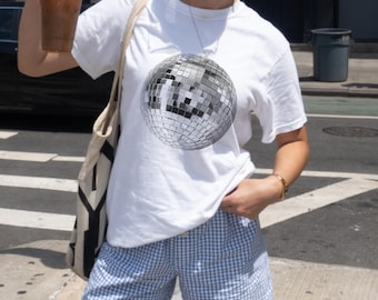 Vintage Disco Ball Tee, 90s disco print, Mirror Ball Tshirt, Y2K Baby tee, Retro graphic shirt, y2k clothing, Trendy Top, coquette core