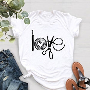 Crochet Lover Shirt,Mom Life Tshirt,Love Crochet Tee,Knitting Shirts for Women,Mothers Day Shirt,Hobby Gift,Crocheting Shirt,Grandma Gift