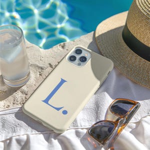 Capa de celular com inicial personalizada, capa de celular com monograma, capa de celular com inicial, capa de celular com letras, capas magnéticas resistentes