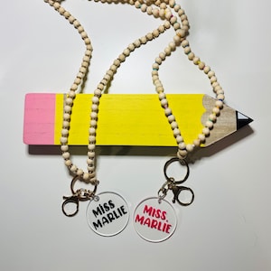 Personalisiertes Schlüsselband für Schlüssel | Acryl Namensschild | Geschenk für Lehrer | Lehrer Geschenk | Zurück in die Schule | Lehrer Essentials