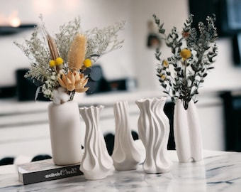 Nordic Style Dry Ceramic White Vase, Ceramic Flower Long Vase, Handcrafted Unique Vase, Housewarming Gift, Minimalist Nordic Home Decor