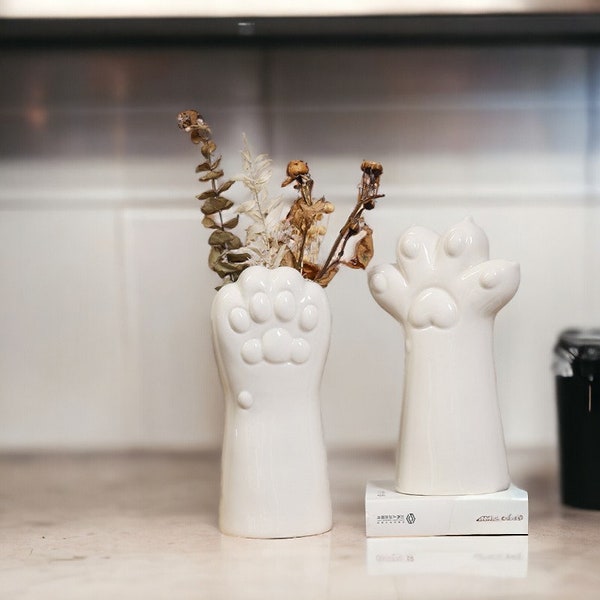 Nordic Style Minimalist White Ceramic Hand Vase, Human Hand Cat Paw Planter Vase, Living Room Ceramic White Decorative Minimalist Vase