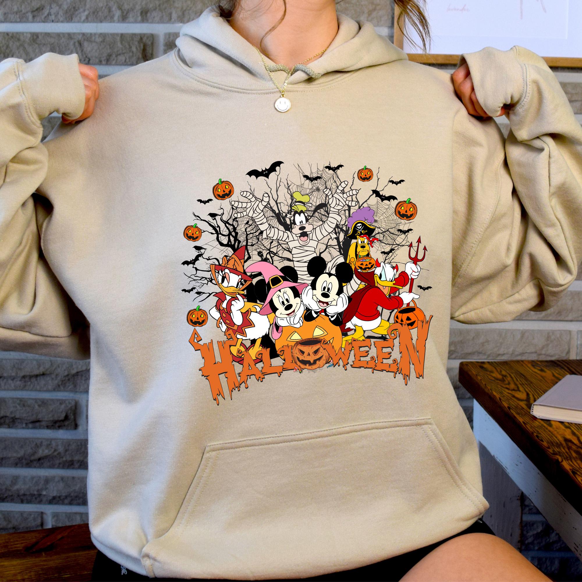 ハロウィン　Disney  ミッキーu0026ミニー　ハグTシャツ　親子コーデ　3枚組 Disney Mickey and Friends Halloween Hoodie, Disney Family