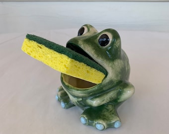 Small ceramic antiqued green frog Brillo soap holder poured from vintage mold for bath kitchen