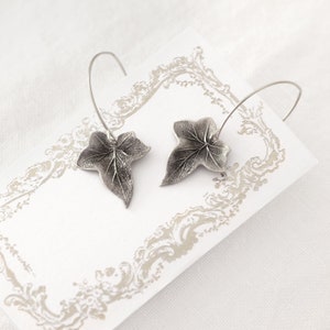 Leaf earrings, ivy leaf earrings, ivy earrings, silver ivy earrings, leaf earrings, boho earrings