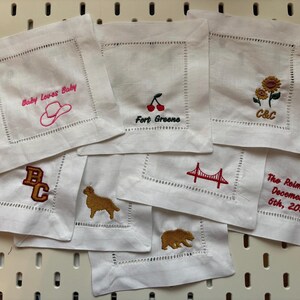Serviette de table à cocktail en lin personnalisée : monogramme brodé, serviette de table pour boisson ajourée image 18