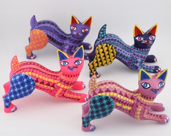 Adorable Kitty Wooden Alebrije, Figure Handcarved,  Handpainted by Master Artisans, Traditional Art, Oaxaca Art, Denomination of Origin #2