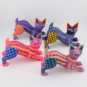 Adorable Kitty Cat Wooden Alebrije, Figure Handcarved, Handpainted by Master Artisans, Traditional Art, Oaxaca Art, Denomination of Origin 2