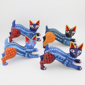 Adorable Kitty Cat Wooden Alebrije, Figure Handcarved, Handpainted by Master Artisans, Traditional Art, Oaxaca Art, Denomination of Origin 2