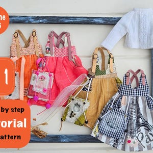 Puede incluir: Una colección de vestidos de muñeca en miniatura en varios colores y patrones, incluyendo naranja, rosa y amarillo. Cada vestido tiene detalles únicos, como pequeños bolsos y adornos decorativos. También se incluye una chaqueta blanca. El texto "Blythe 1/6" y "2 in 1 Step by step Tutorial & Pattern" es visible.