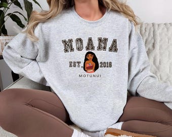 Vintage Moana Sweatshirt – Disney Princess Crewneck, Motunui University Style Pullover, Retro Coastal Disney Gift for Her