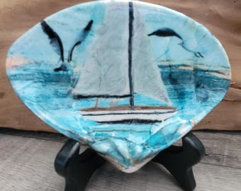 Plato de conchas con decoupage: plato costero para anillos, plato para joyas con conchas marinas, recuerdo de boda en la playa, regalo náutico, decoración oceánica, decoración costera
