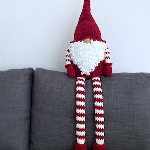 Englische Häkelanleitung Weihnachtswichtel | DIY festliche Ornamente. Handgemachte Weihnachtsdekoration. Stoffwichtel.