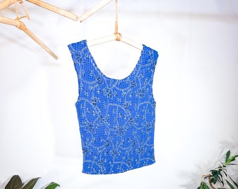 Vintage Navy Blue Floral Bandana Scoop Neck Tank Top Slightly Cropped Fun Print Top