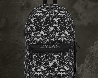 drakenrugzak met naam gepersonaliseerd gamercadeau aangepaste schooltas voor TTRPG-fan fantasie schooltas boekenliefhebber rugzak voor tiener of volwassene