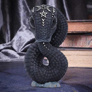 Resin Figure Wizard,  Black Magic Cat Ornaments Table Art, Cat figurine, Dragon Resin Decorative Figurines Mini Home Accessories Gift.