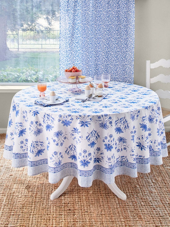 English Gardens Round Tablecloth