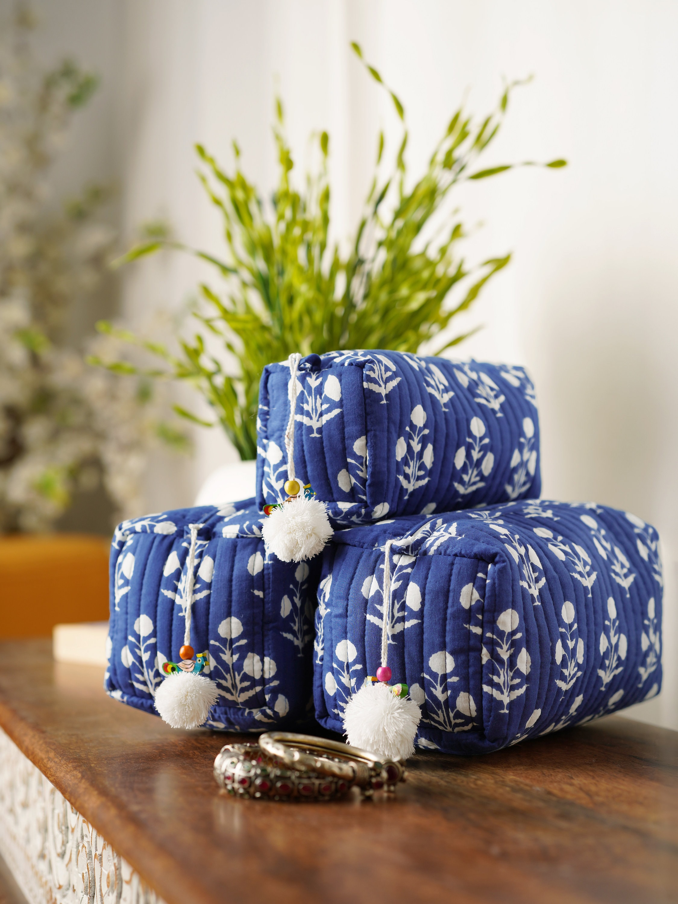 Quilted Cosmetic Bag Set 3 Piece, Quilted Toiletry Bags, Make Up Bag,…