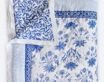Jaipuri Razai Quilt, Reversible Quilt, Block Printed Quilted Blanket, Quilted Throw, Handmade Quilt, Kantha Quilt ~ English Gardens