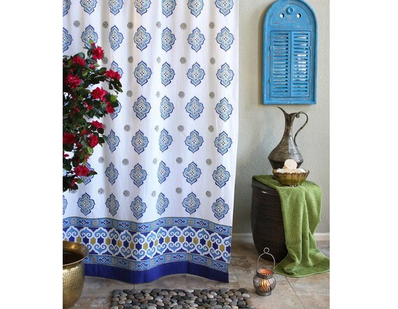 Casablanca Moroccan Style White Quatrefoil Print Shower Casablanca Moroccan Style White, Quatrefoil Shower Curtain Green