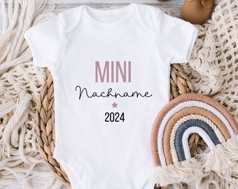 Personalisierter Babybody als Geschenk zur Geburt, Schwangerschaftsverkündung, Body mit Namen