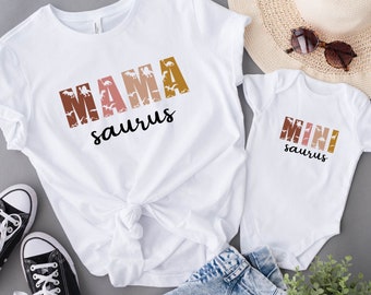 Mama und Mini Outfit, Mama T-Shirt und Babybody, Partnerlook Mama Tochter, Mama Baby Geschenk zur Geburt